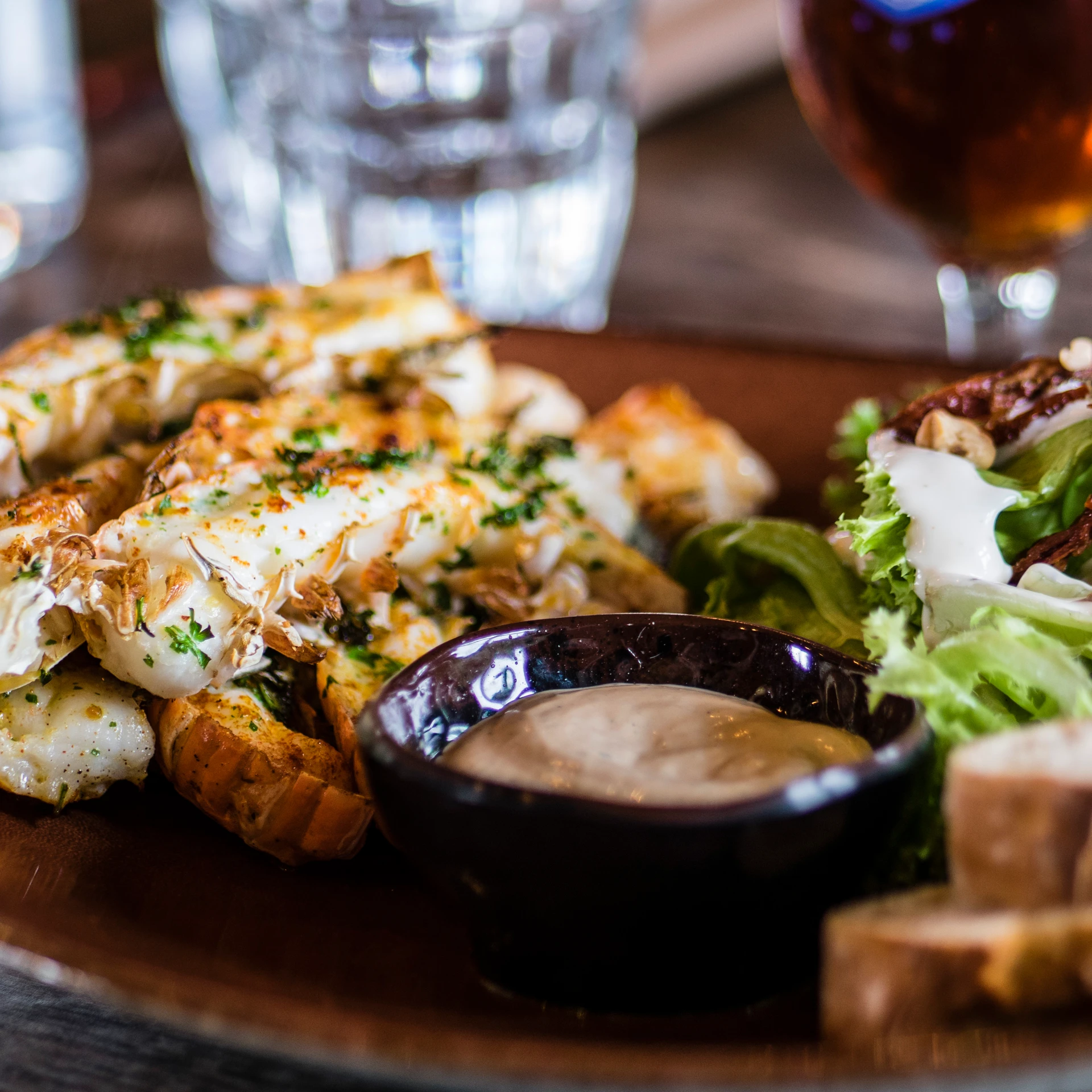 "Z'mittag & Gschnochts"