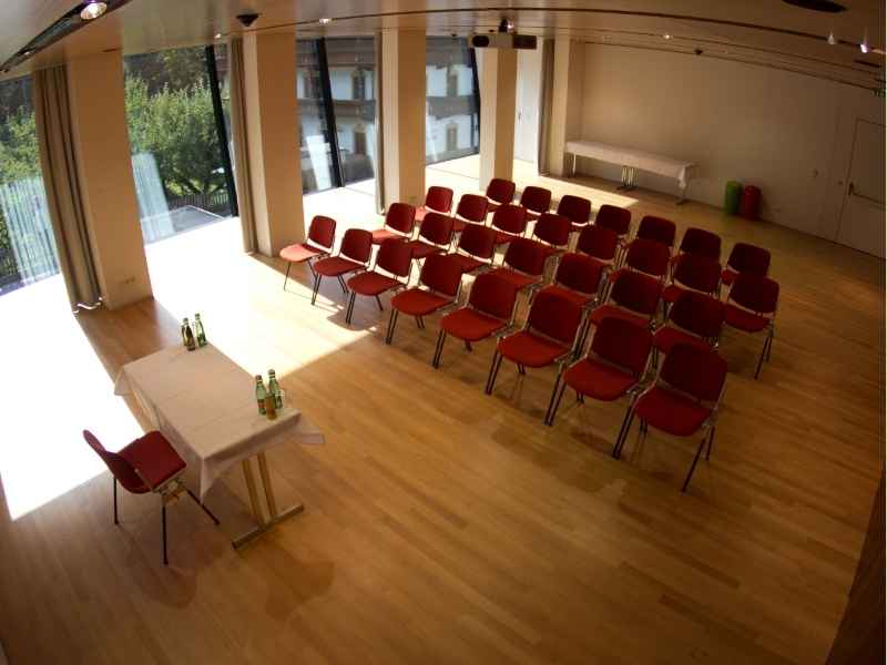 Saal Sudtirol Raum Mieten Europahaus Mayrhofen Seminar Schulung Zillertal 5